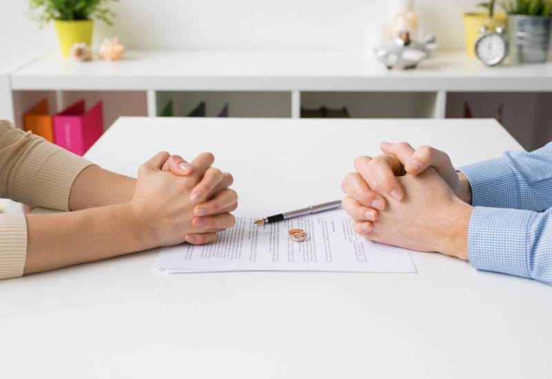 Divorce case legal guidance in Phoenix AZ
